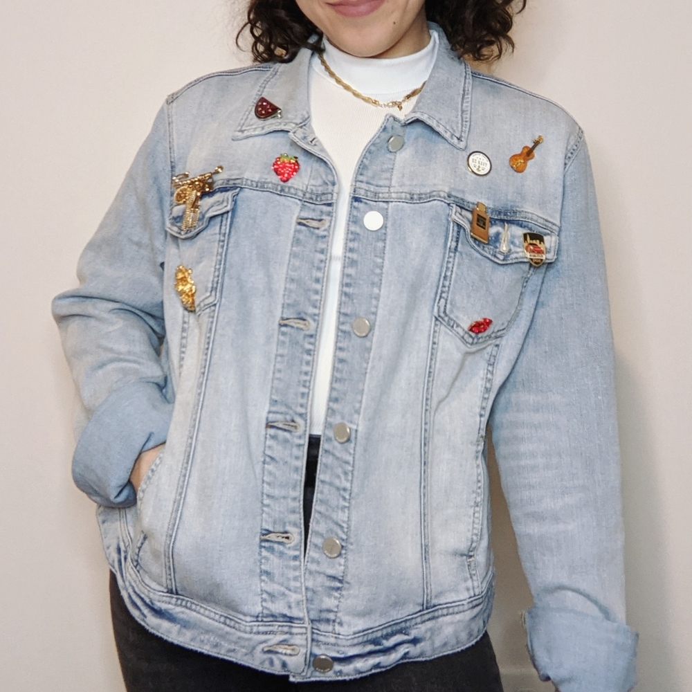 Denim Jean Jacket with Pins | Light Wash